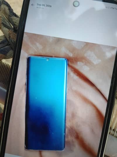 LG Velvet 5G   ,,,,,,,     only exchange with iphone