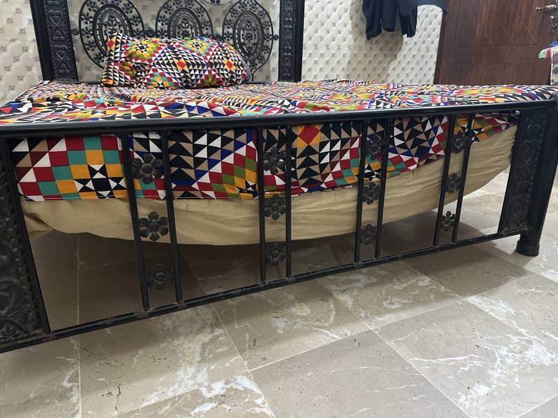 Iron bed 2