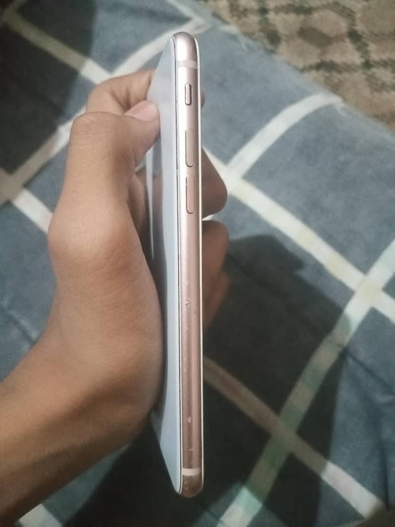 Apple iPhone 8 2