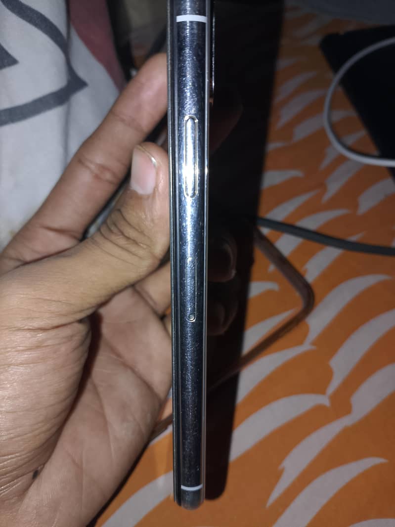 Apple iPhone X 1