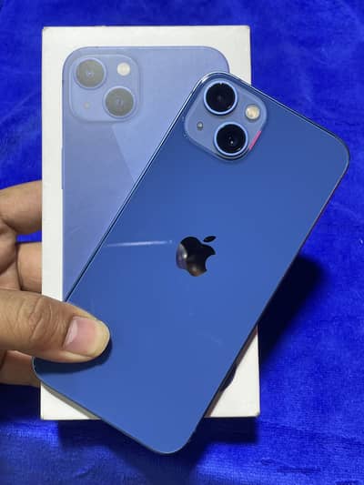 Apple iPhone 13