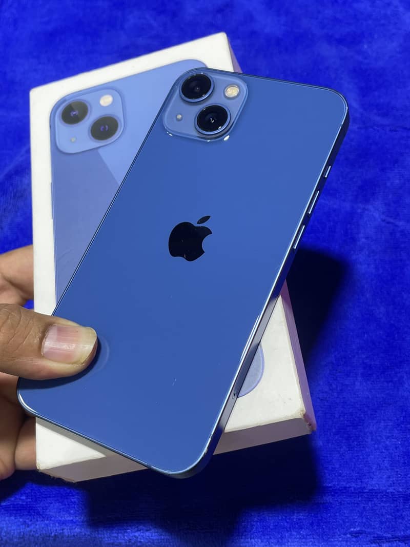 Apple iPhone 13 1