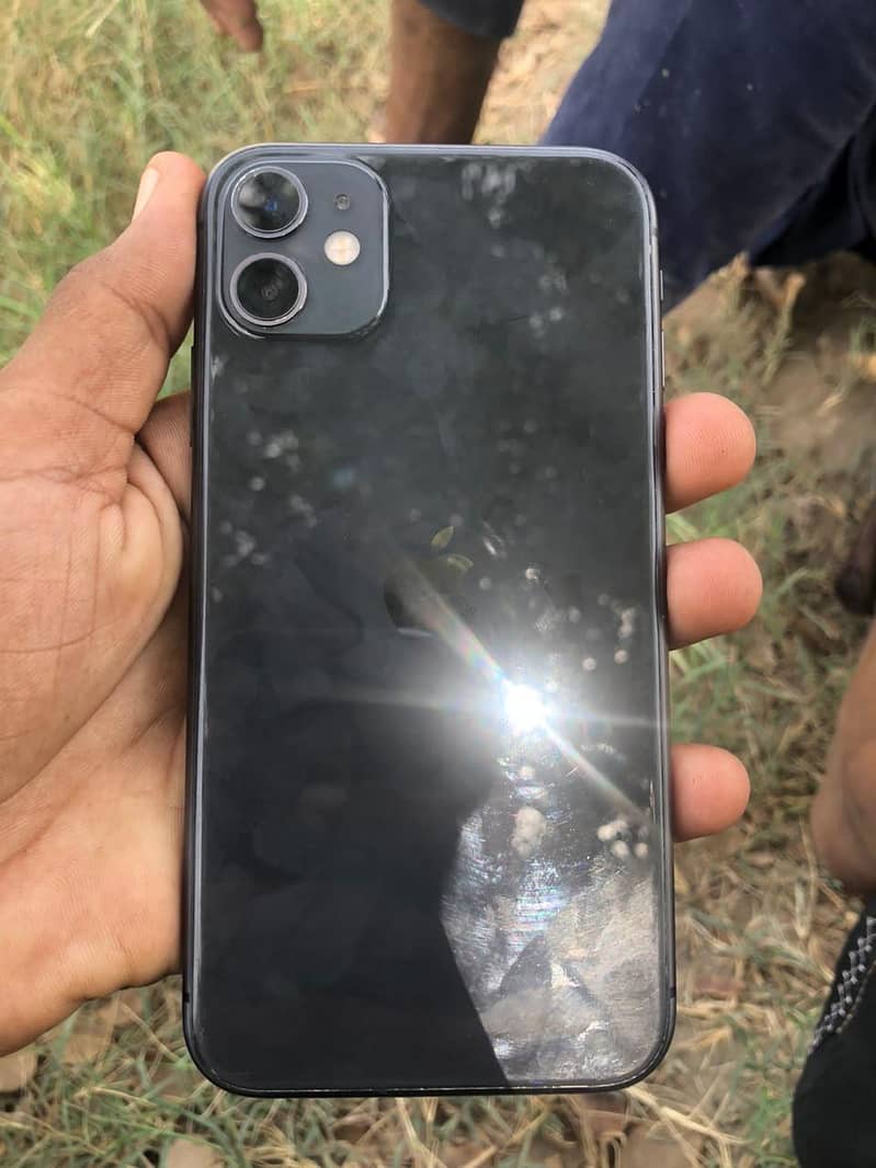Apple iPhone 11 0