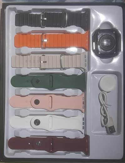 Brand New Smart Watch + 7 Straps | Complete Box | Stylish Design