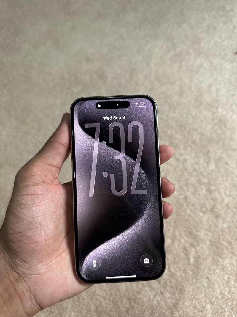Apple iPhone 15 Pro 1