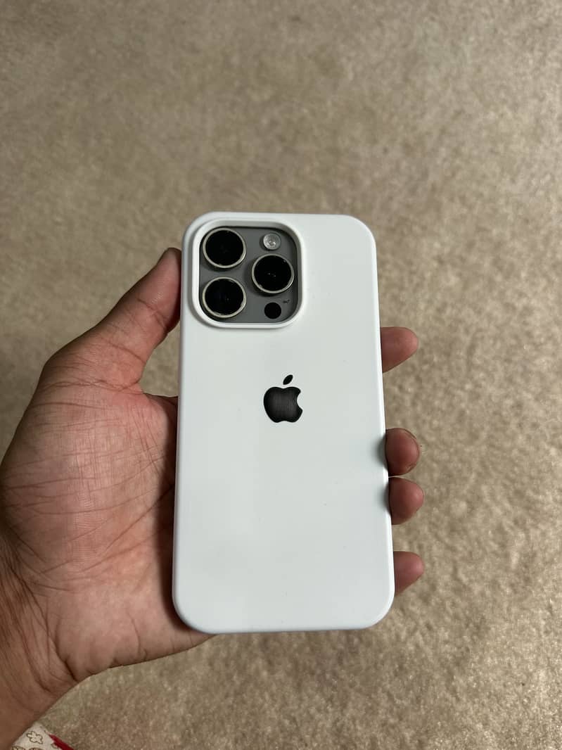 Apple iPhone 15 Pro 7