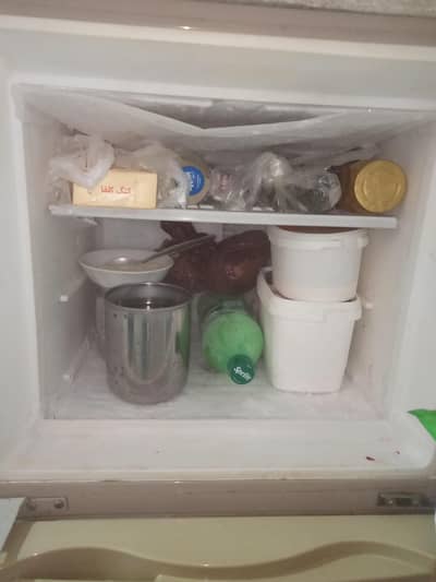 FOR SALE DAWLANCE FRIDGE