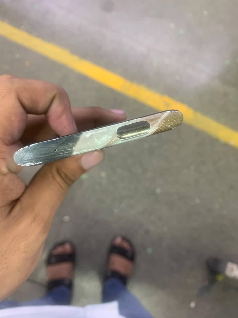 One Plus 7 Pro 4
