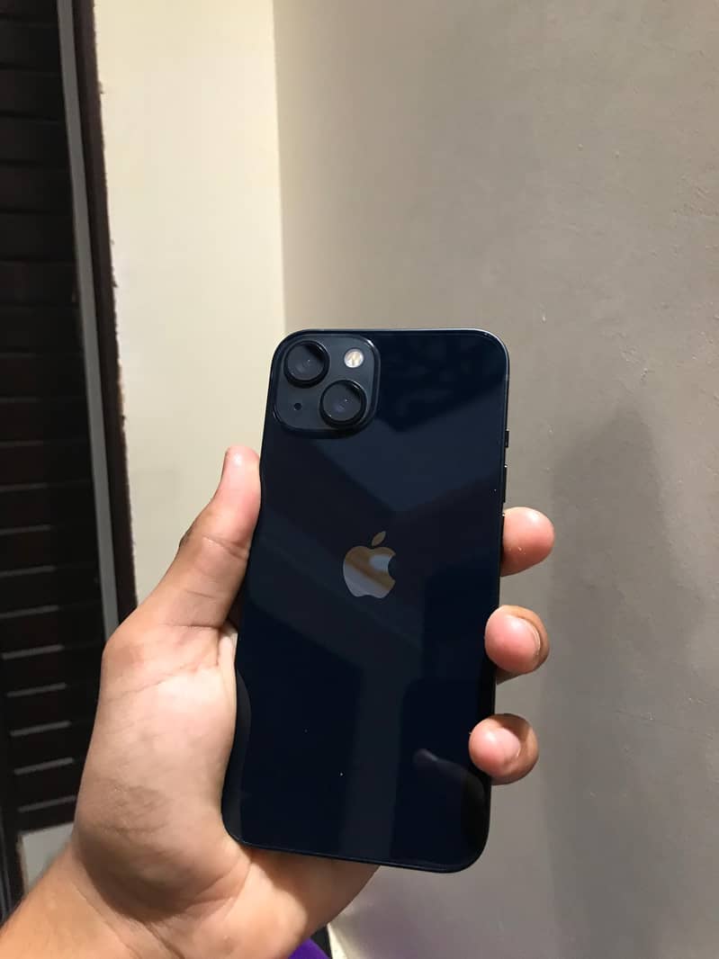 Apple iPhone 13 1