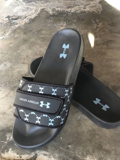 Sliper Under Armour