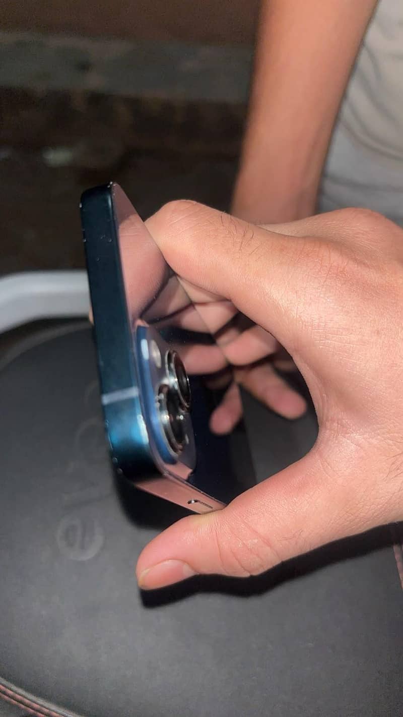 Apple iPhone 14 2