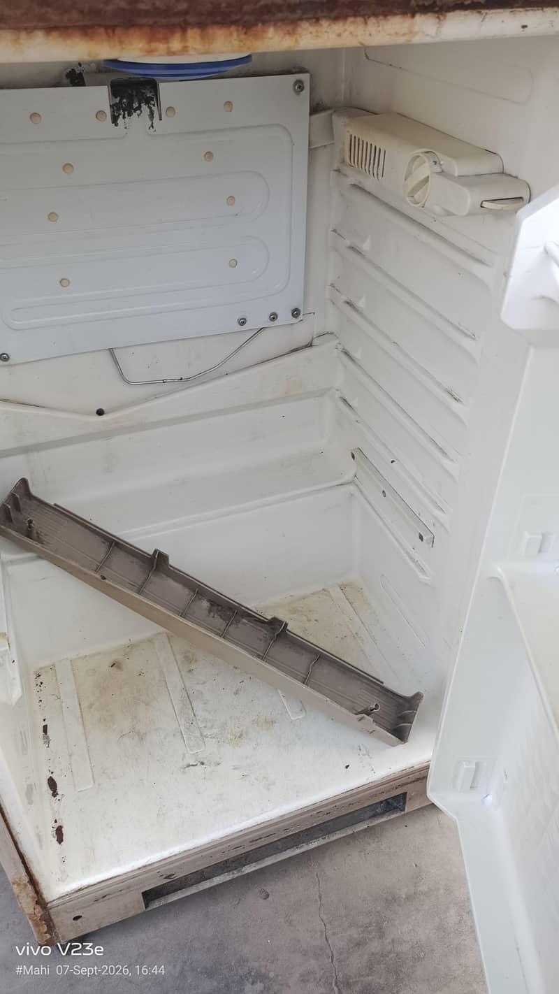 Dawlance Refrigerator 3