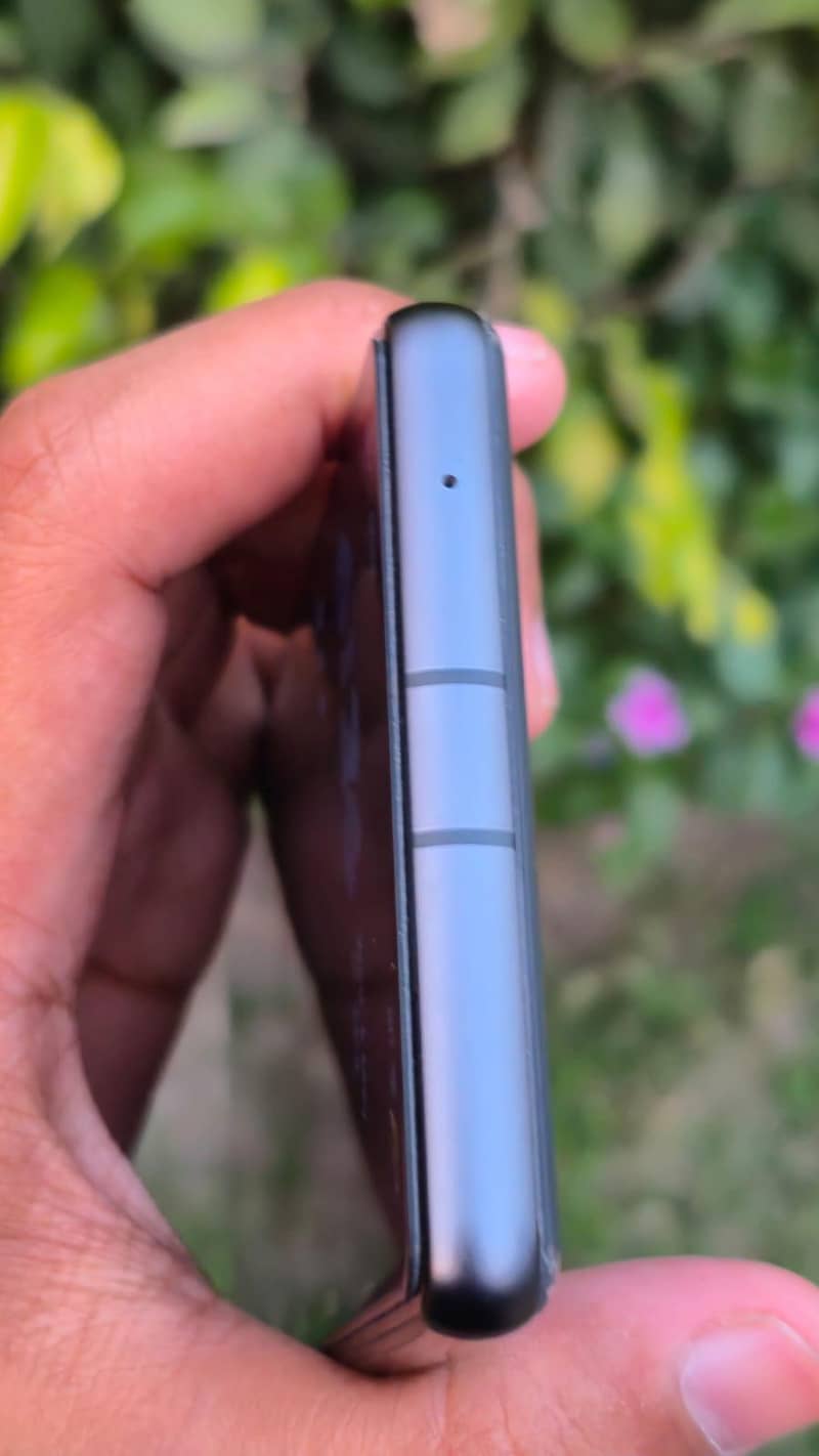 Google Pixel 7a 4