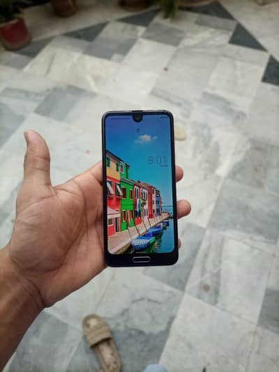 Sharp Aquos R2. Gaming beast urgent sell