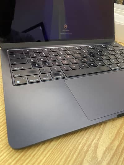 Macbook Air M2 with Apple Care+