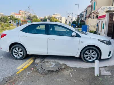 Toyota Corolla Altis 2015