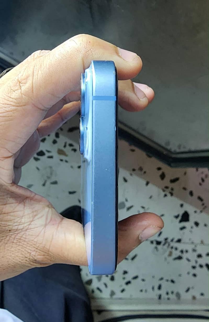 Apple iPhone 14 0