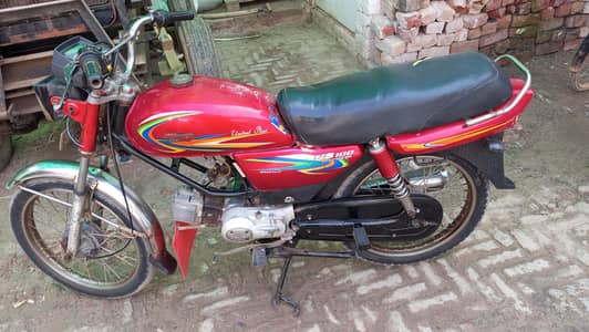 United 100 CC 19 model