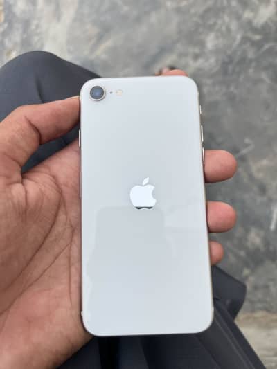 Apple iPhone SE