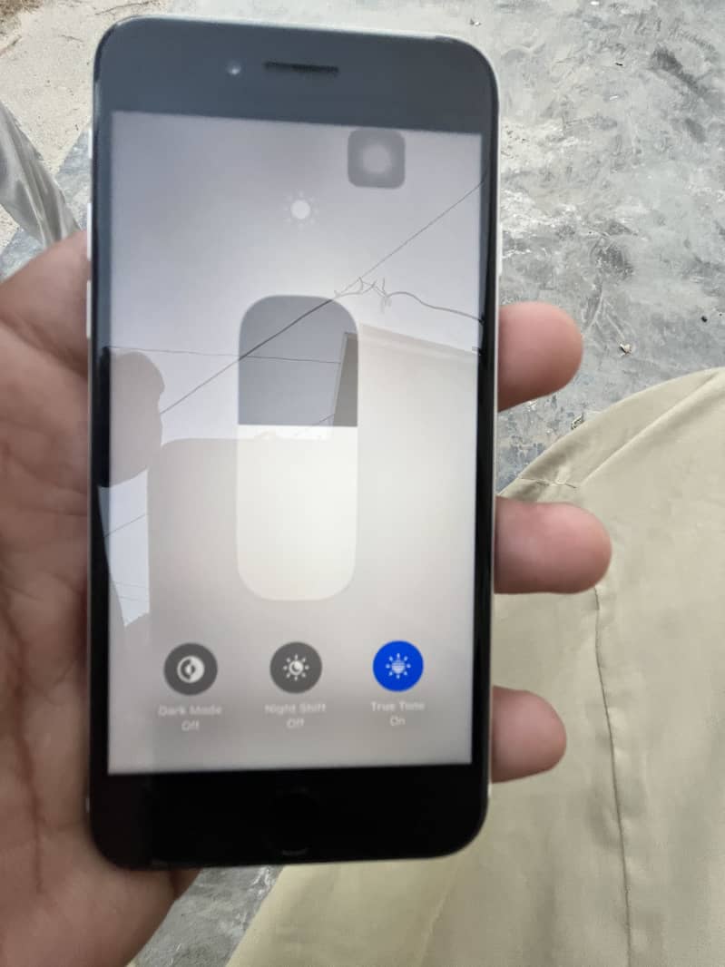 Apple iPhone SE 3