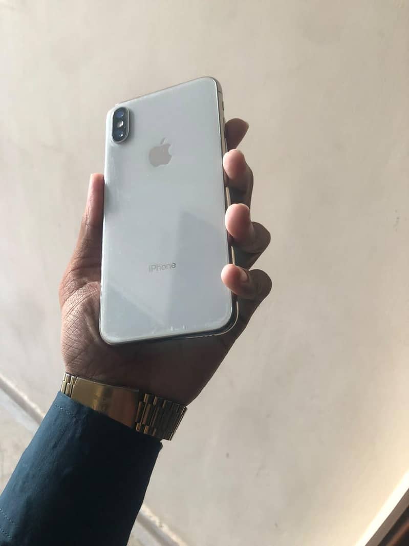 Apple iPhone X 3