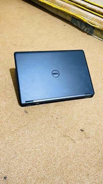 Dell slim laptop i5 5th gen 8gb 500gb 4gb intel graphic