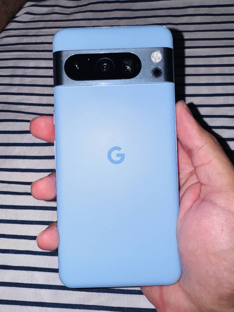 Google Pixel 8 Pro 0