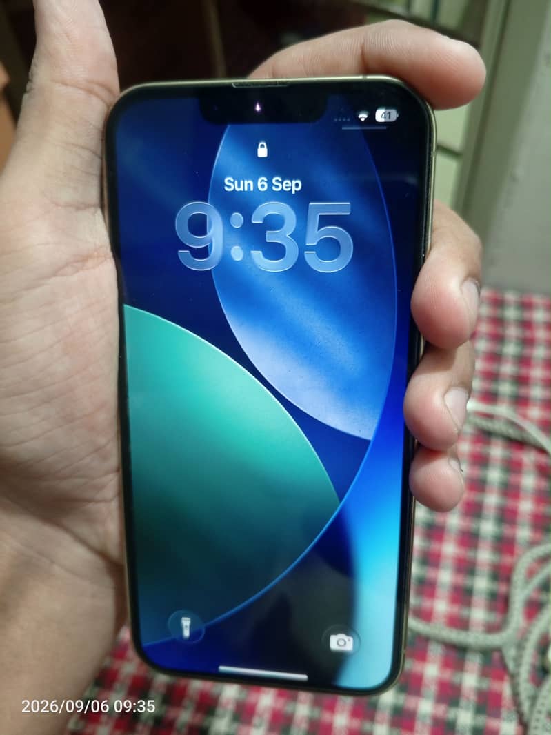 Apple iPhone 13 Pro 3