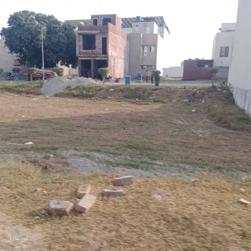 Remarkable Location Plot For Sale 2