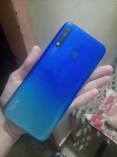 Tecno Spark 4 3gb 32gb all ok seald fone mobile or charger