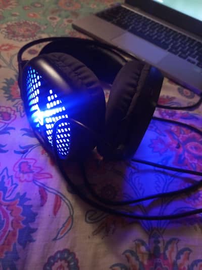RGB gaming head set for games and music