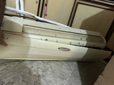 Sabro 1.5 Ton Non-Inverter AC – Fully Working