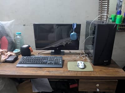 gaming customized pc with graphics card core i7 4 generation