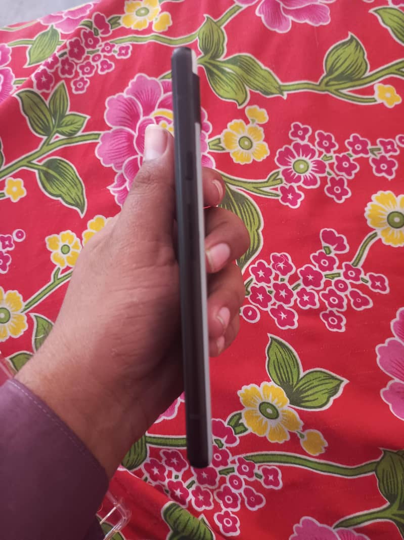 Google Pixel 6a 1