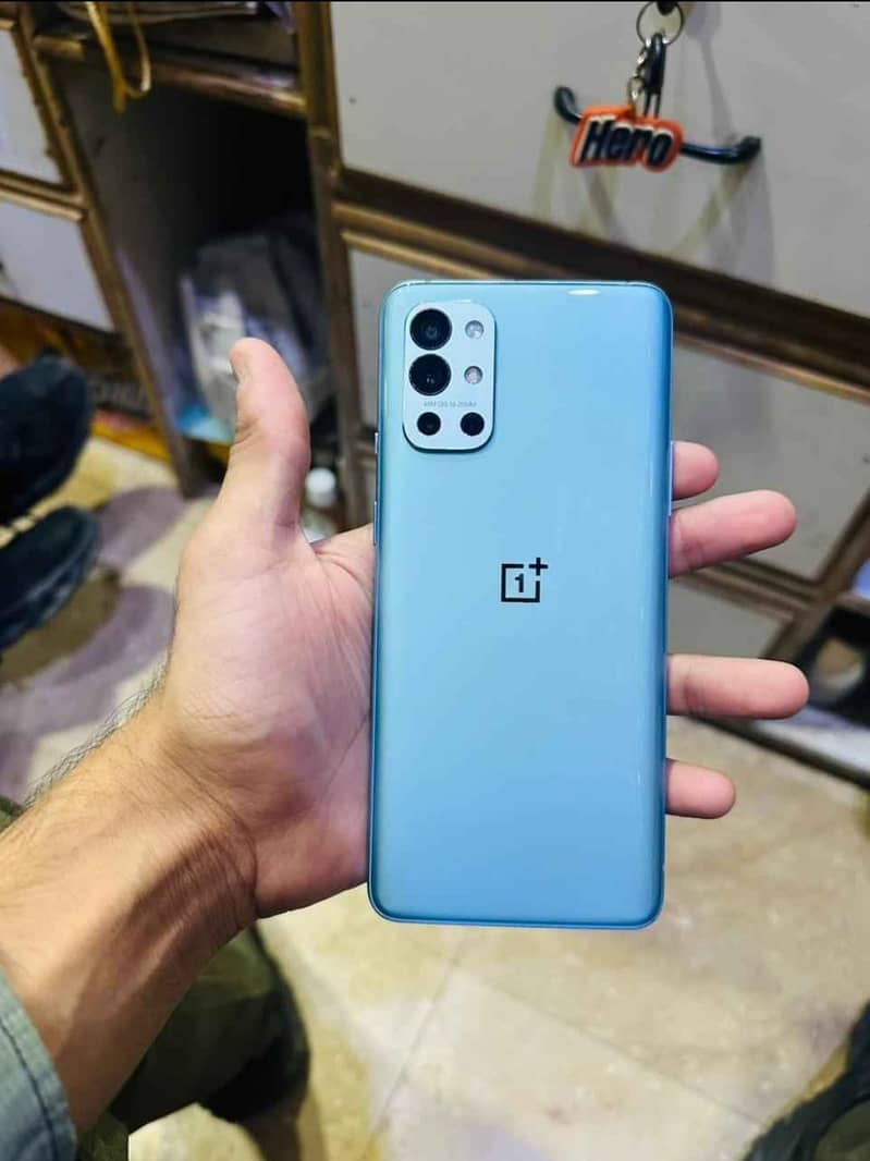 One Plus 9R 0