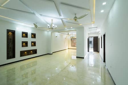 Corner House For Sale in G15 size 14 Marla (40*80) Double story Near to markaz masjid park More Ten Options Old & New House available