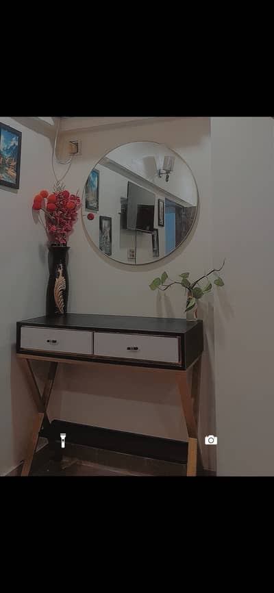 Stylish Console Mirror Dressing Table
