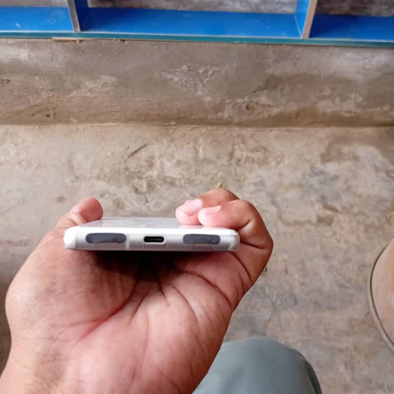 Google Pixel 7a 3