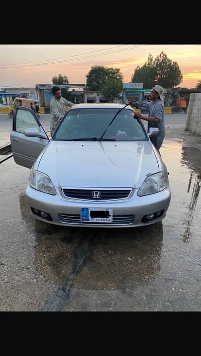 Honda Civic EXi 2000