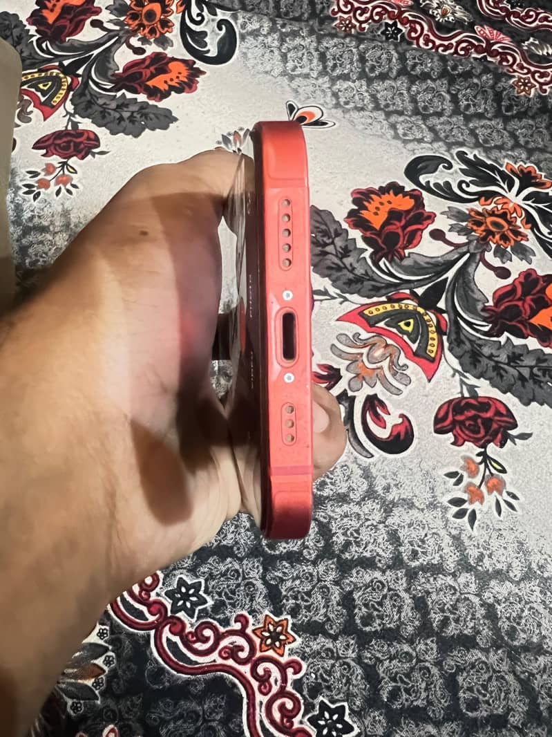 Apple iPhone 12 2