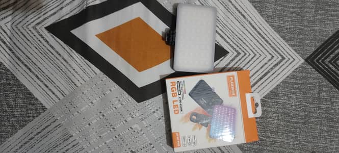 plokama RGB Led Light U160pro with selfie stick