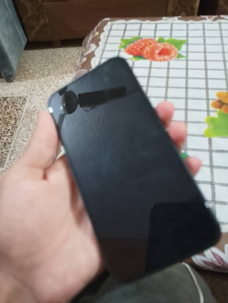 Apple iPhone 14 6