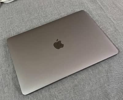 Apple MacBook Pro 2017 Laptop For Sale