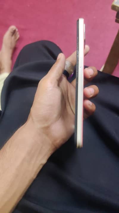 OPPO f17
