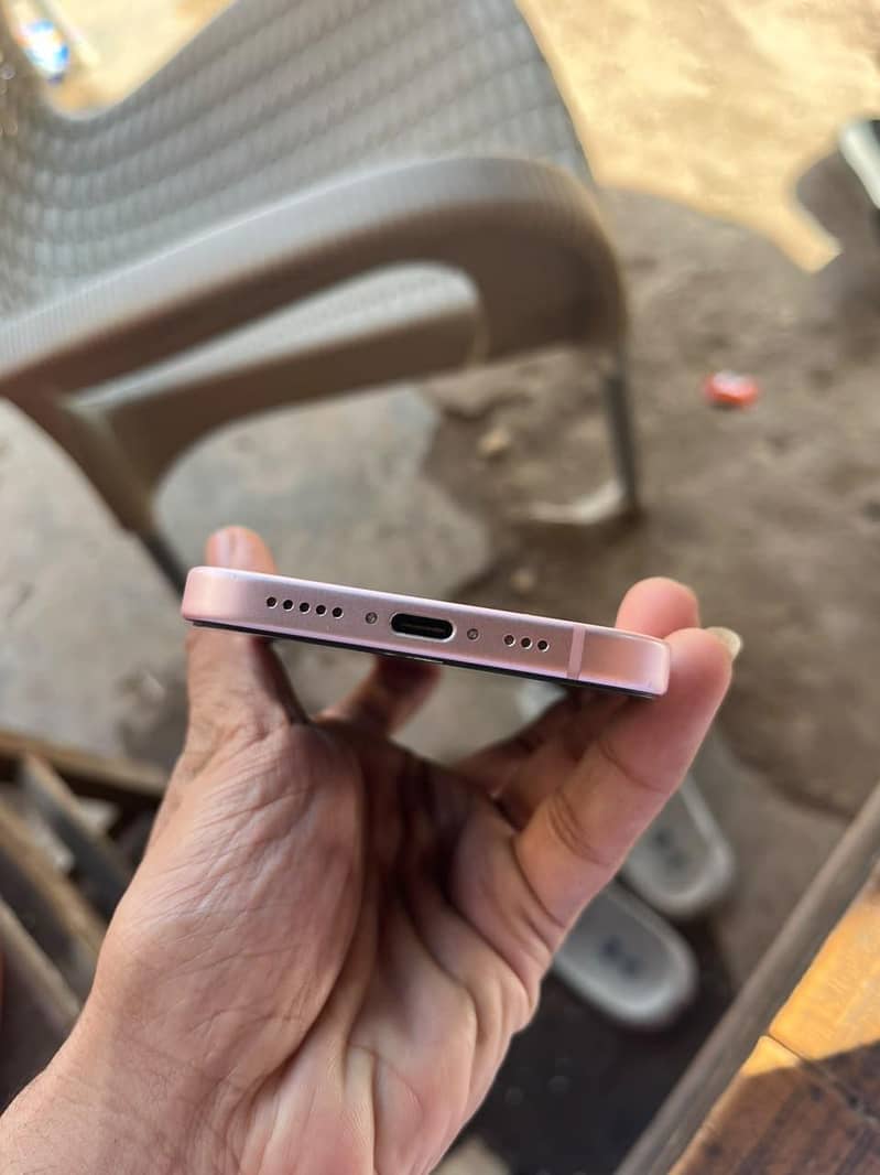 Apple iPhone 15 1
