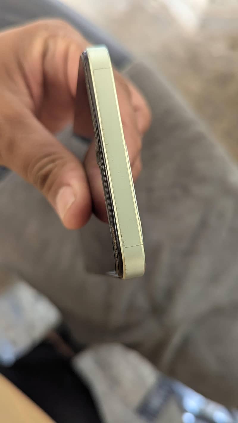 Realme C63 2