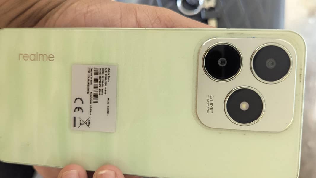 Realme C63 3