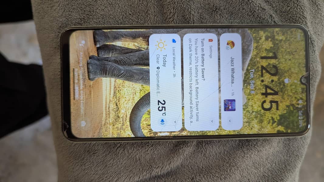 Realme C63 9