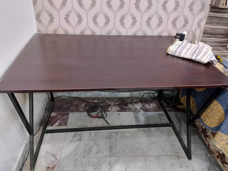 Computer Table 2