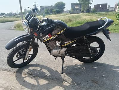 Yamaha YBR 125G - Brand New Condition - Just 1600 Kms Driven!